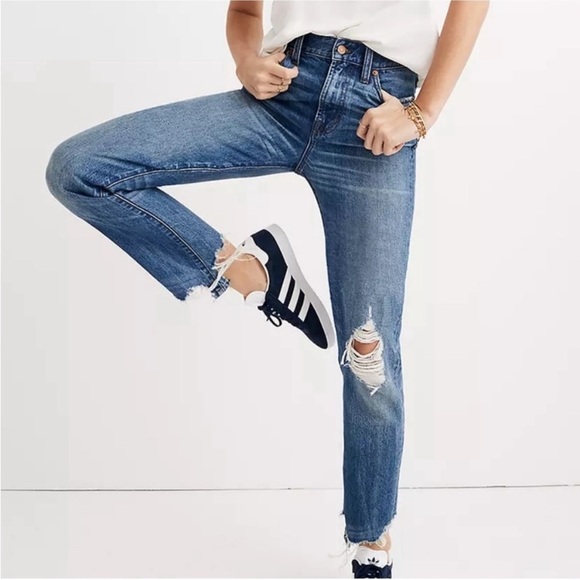 Madewell The Perfect Summer Jean: Destructed
Edition Robinson Wash | Size 24 - Picture 5 of 16